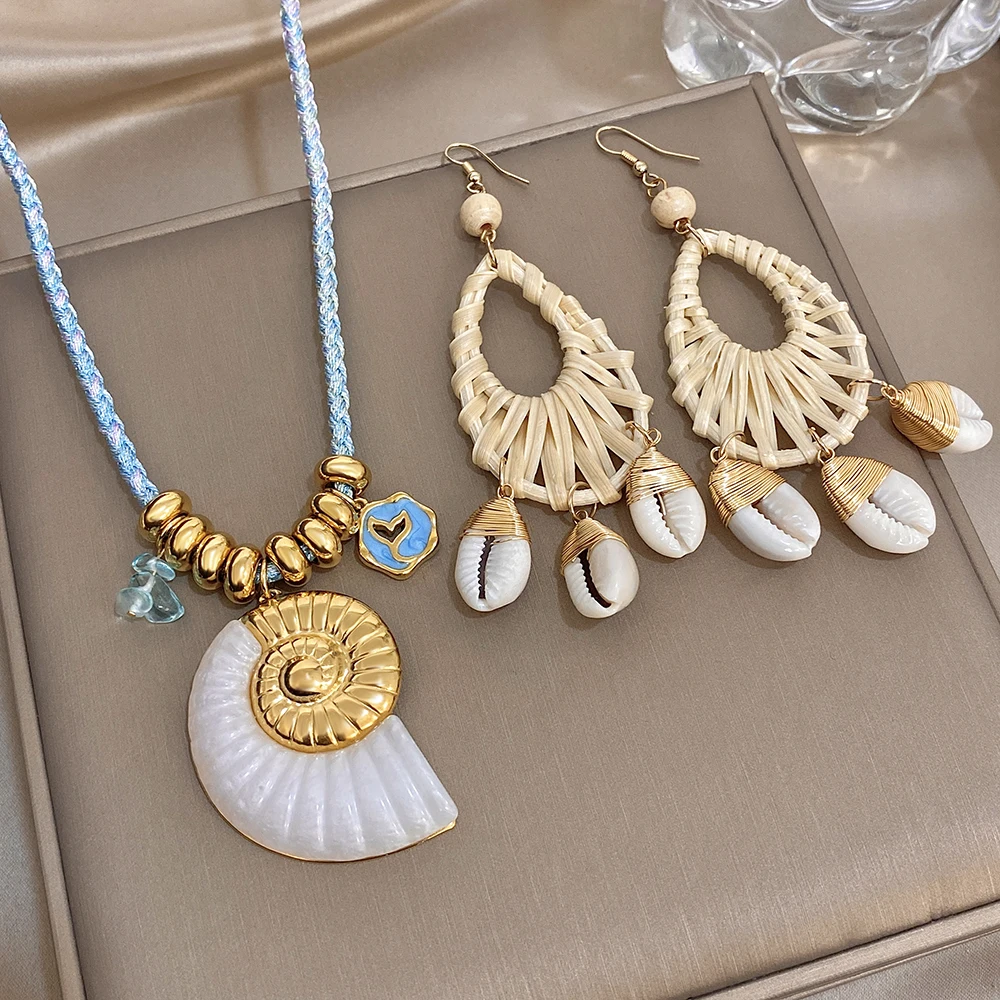 AENSOA Blue Rope Spliced Conch Pendant Necklace Scallop Handmade Rattan Plaited Articles Hollow Out Women's Earrings Jewelry Set