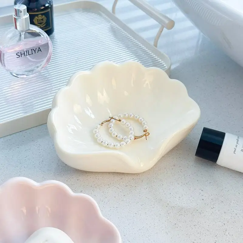 1PC Shell Shape Drain Soap Dish Holder