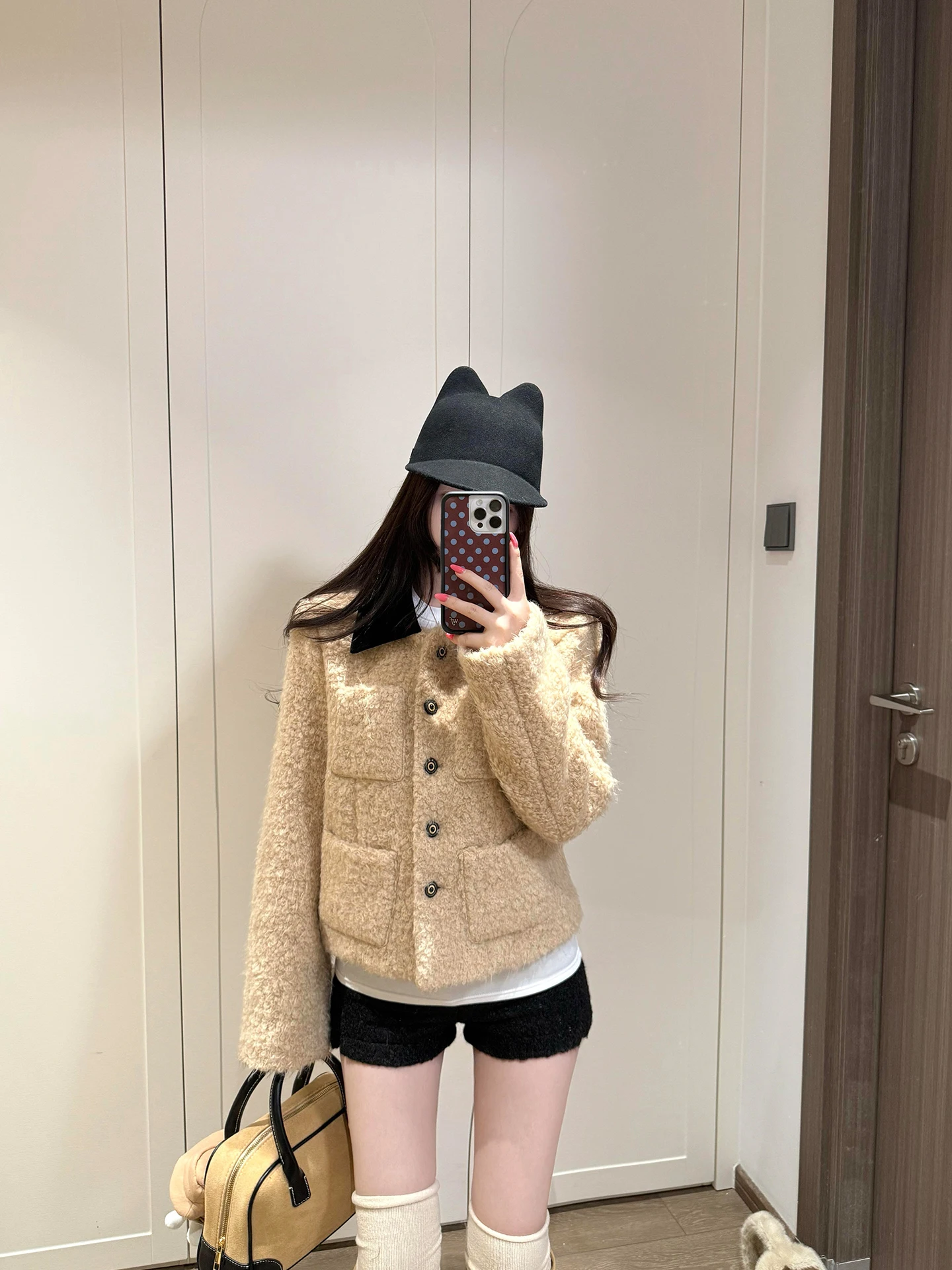 

Коричневая куртка из овечьей шерсти для женщин, повседневная, укороченная, с воротником-стойкой, зимняя, новый дизайн, универсальная, свободного кроя, верхняя одежда