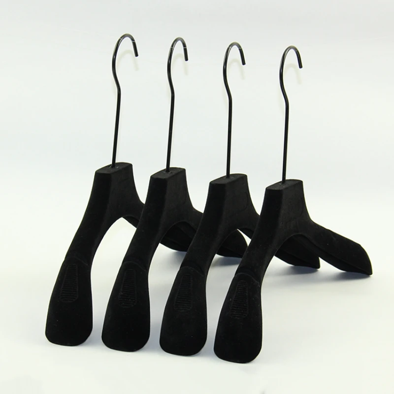 

Clothes Black Long Round Hook Non-Slip Flocking Environmental Protection Non-Drum Bag Seamless Household Wardrobe Storage Adult