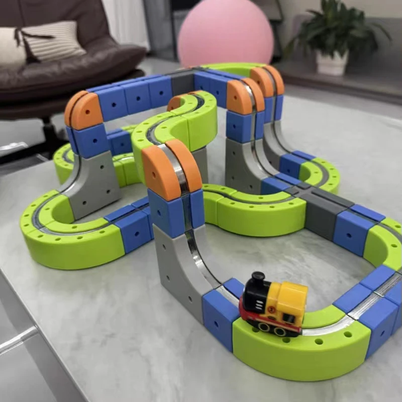ชุดรถไฟรางแม่เหล็กไฟฟ้าสำหรับเด็ก - ของเล่นเสริมสร้างทักษะ STEM สร้างสรรค์ DIY ยานพาหนะต้านแรงโน้มถ่วง