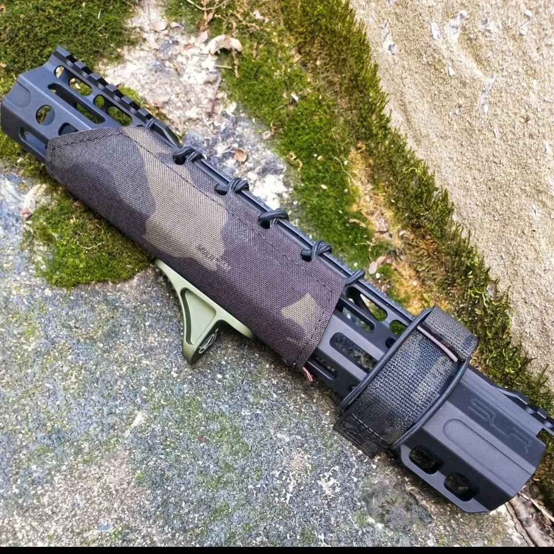 

Airsoft Tactical Handguard Cloth with Elastic Rope Compatible Rifle Rail Mlok Kmod Accessories for Outdoor Hunting Shooting Gear