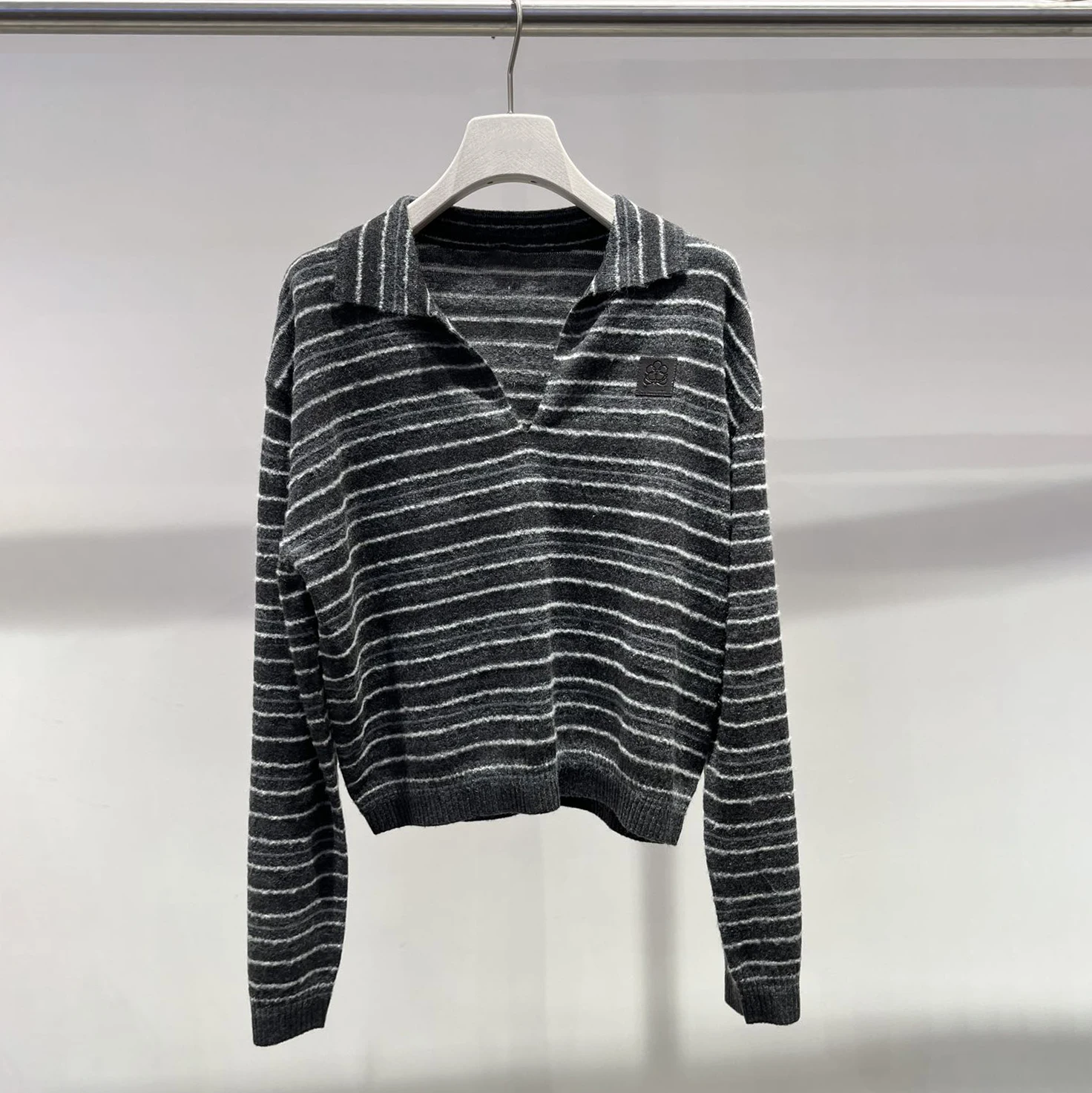 

Элитный женский вязаный свитер с длинными рукавами, в полоску, модный, осенняя новинка, удобный, из мягкого материала