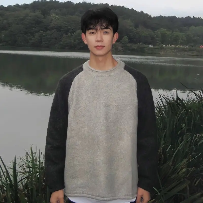 

Свободный мужской свитер в стиле ретро, осень-зима, большие размеры, молодежная одежда для полных людей, одежда для пар, длинный вязаный свитер с бейсбольным воротником