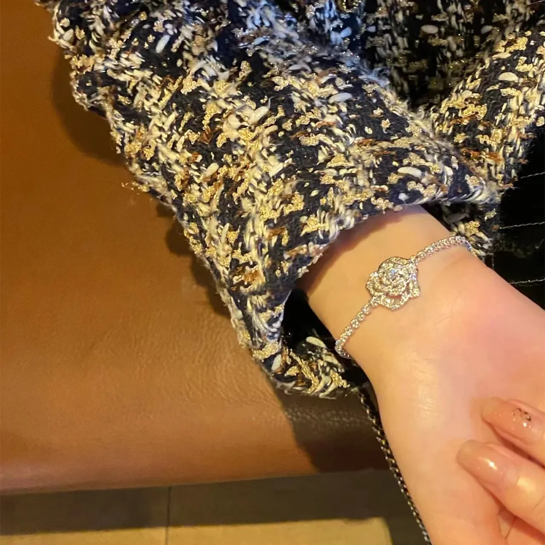 Romantic and fashion rose flowers bracelets for women high-end silver inlaid full diamonds bracelet push-pull wedding jewelry