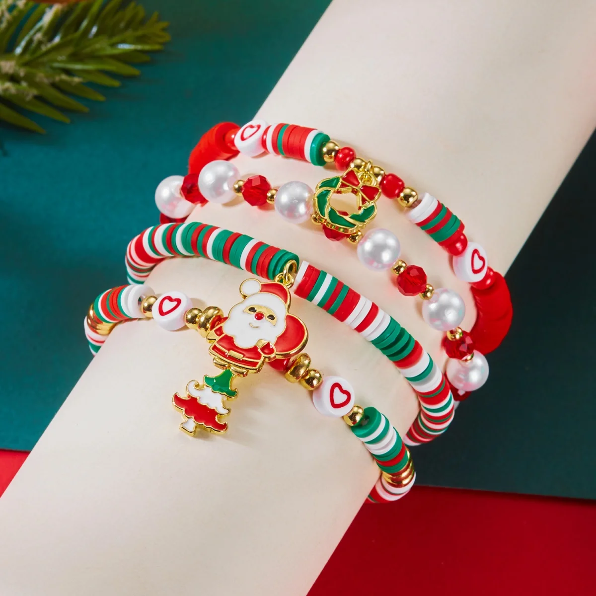 Weihnachten Armband Schneeflocke Weihnachten Baum Santa Claus Schneemann Deer Glocke Harz Stern Kristall Perlen Armreif Für Frauen Männer Party Geschenke