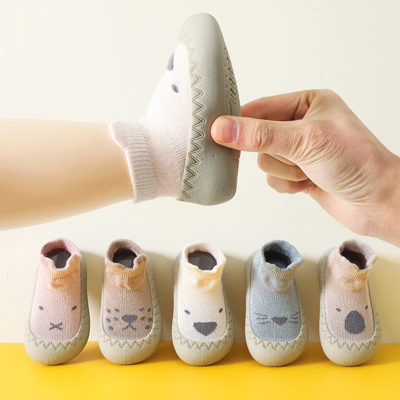 Spring And Summer Baby Shoes Soft Cartoon Baby Floor Socks Non-Slip Toddler Shoes Anti Drop Soft Soled Newborn Shoes