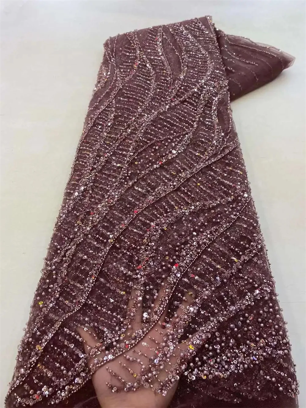 Luxurious African Beaded Net Mesh Lace Fabric 2024 Beads Embroidery Sequins French Tulle Lace for Nigerian Wedding Party Dress