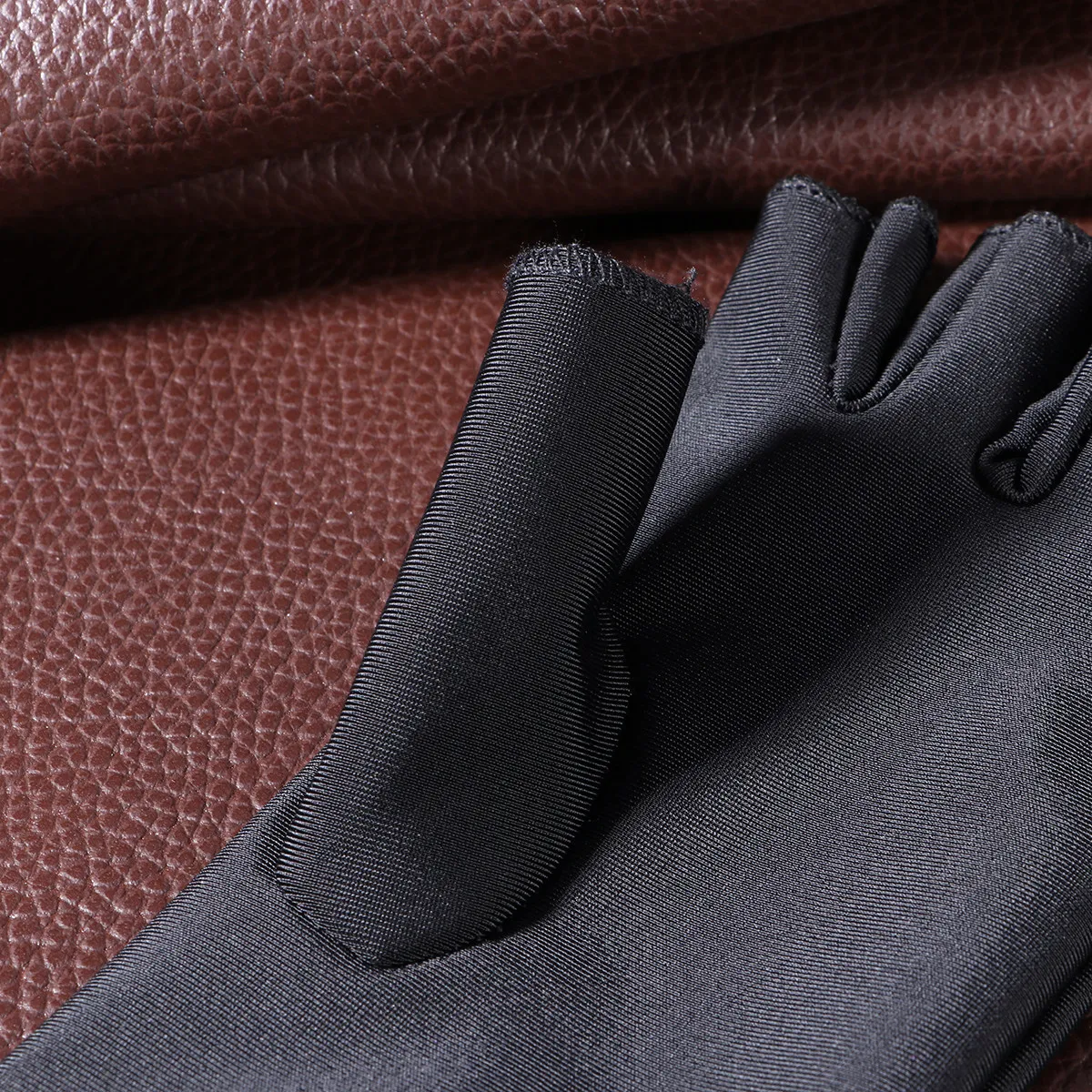 5Pair Manicure Gloves Anti Uv Protection Half Finger Nail Art Uv Light Lamp Protector Lightweight Elastic for Cycling Sports