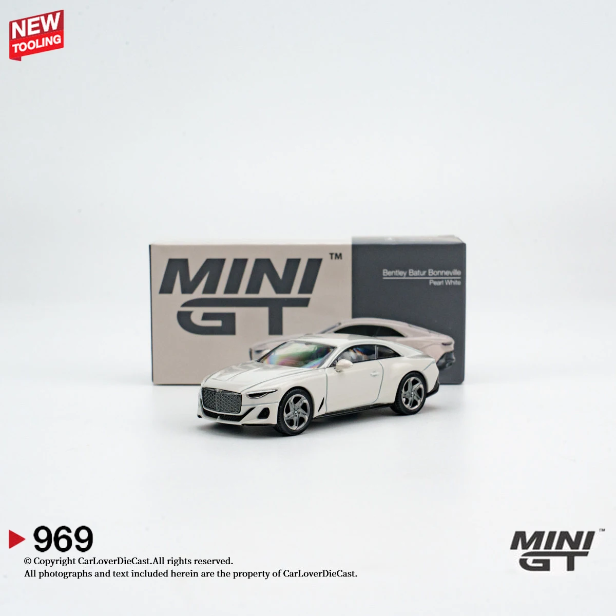 In Stock MINIGT 969 1:64 Bentley Batur Bonneville Pearl LHD Luxury Grand Tourer Diecast Model Car Ready To Ship