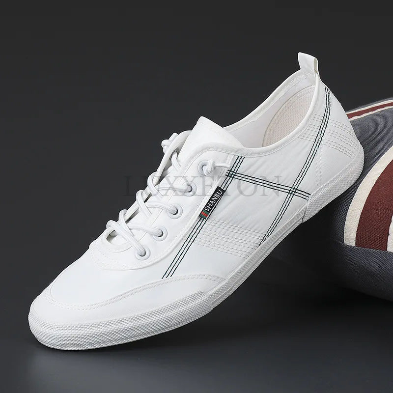 Summer New Mens Shoes Fashion Shoes A Pair of Canvas Shoes Korean Version of The Trend of Casual Shoes Breathable Board Shoes