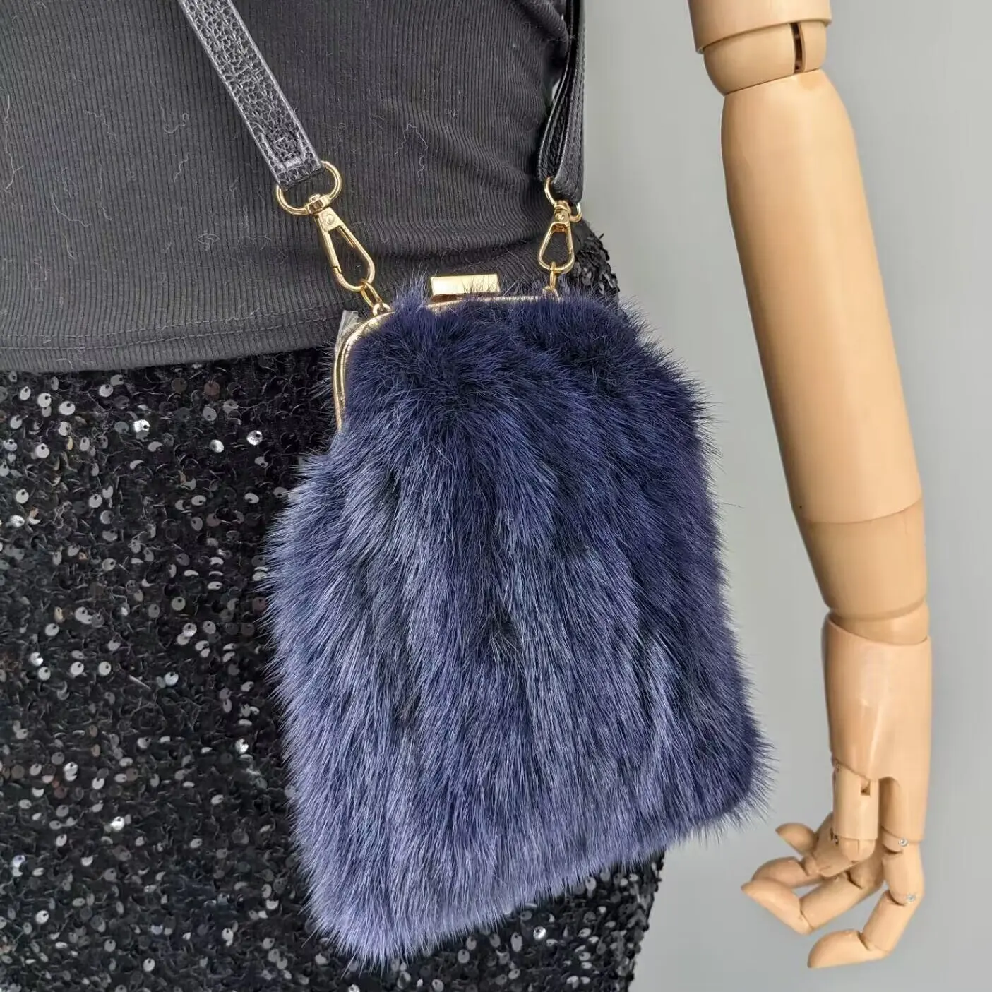 Women Navy Real Mink Fur Mini Phone Bag Adjustable Strap Fluffy Genuine Fur Crossbody Shoulder Purse 23A0801