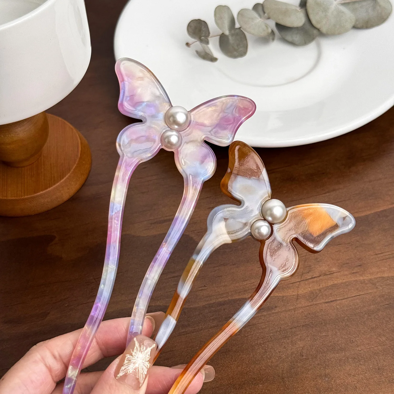 

Luxury Acetate Hair Pin Pearl Accented Butterfly U-Pin Elegant Updo Tool for Formal Events Chignon Maker Women