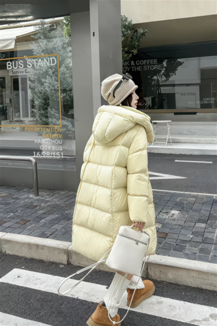 2025年冬ユーロ新作レディースダウンジャケット暖かい通勤用ストレートチューブパーカーホワイトダックダウンジャケット