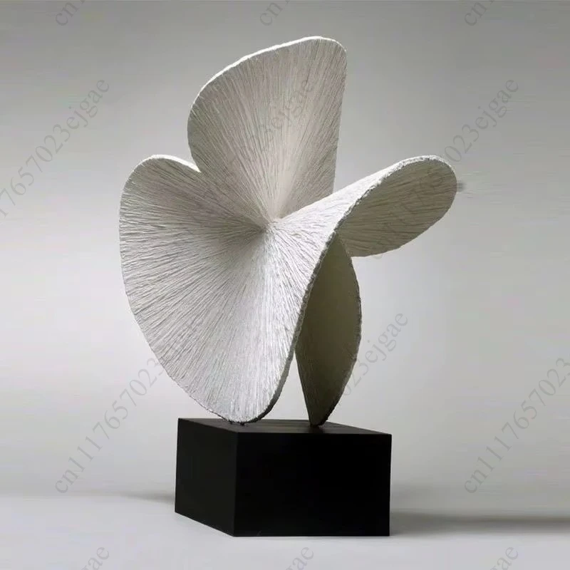 Nordic geometric petal decoration model room sales office study living room TV cabinet foyer black and white striped decoration