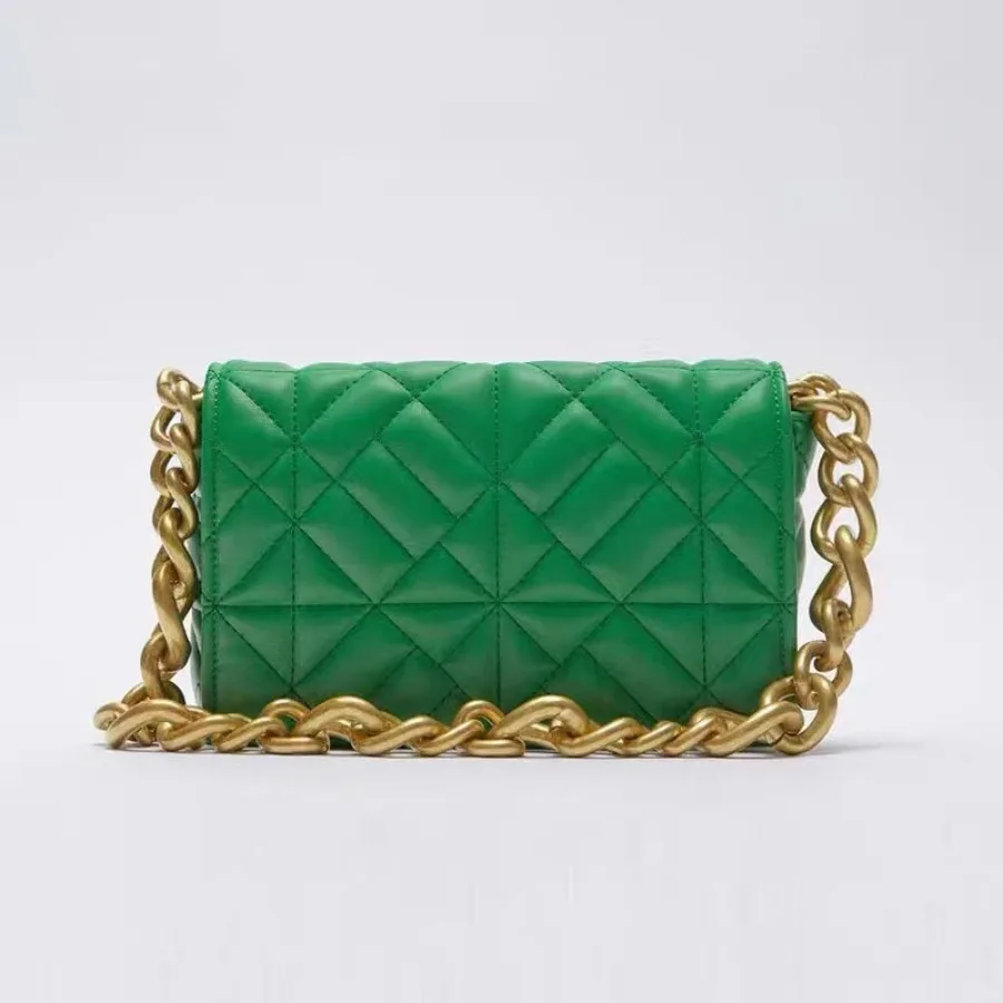 

New fashion simple diamond lattice bag hundred with chain shoulder gas meter word embroidery crossbody small square bag