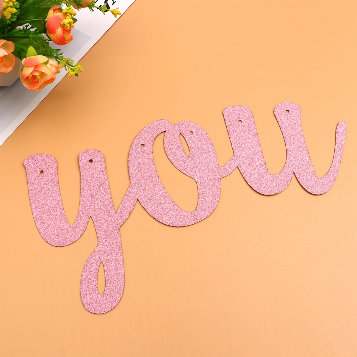 

2pcs Rose Gold Glitter Graduation Banners Set Party Supplies Hanging Decor Grad Hat Flags Wind Swaying Door Wall Window Tree