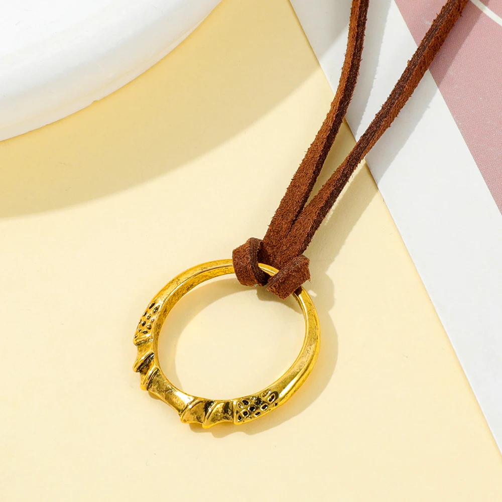 Vintage Metal Ring Necklace for Women Men Cosplay Props Popular Game Creative Personality Jewelry Gift