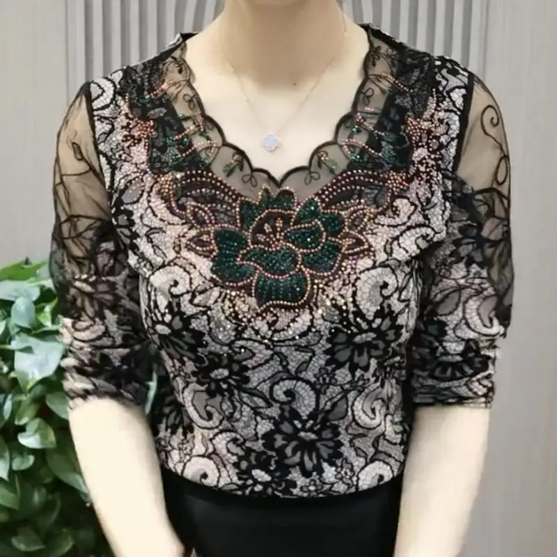 Sexy Lace Hollow Out Blouse Female Clothing Elegant V-Neck Spring Autumn Long Sleeve Slim Commute Floral Fashion Diamonds Shirt