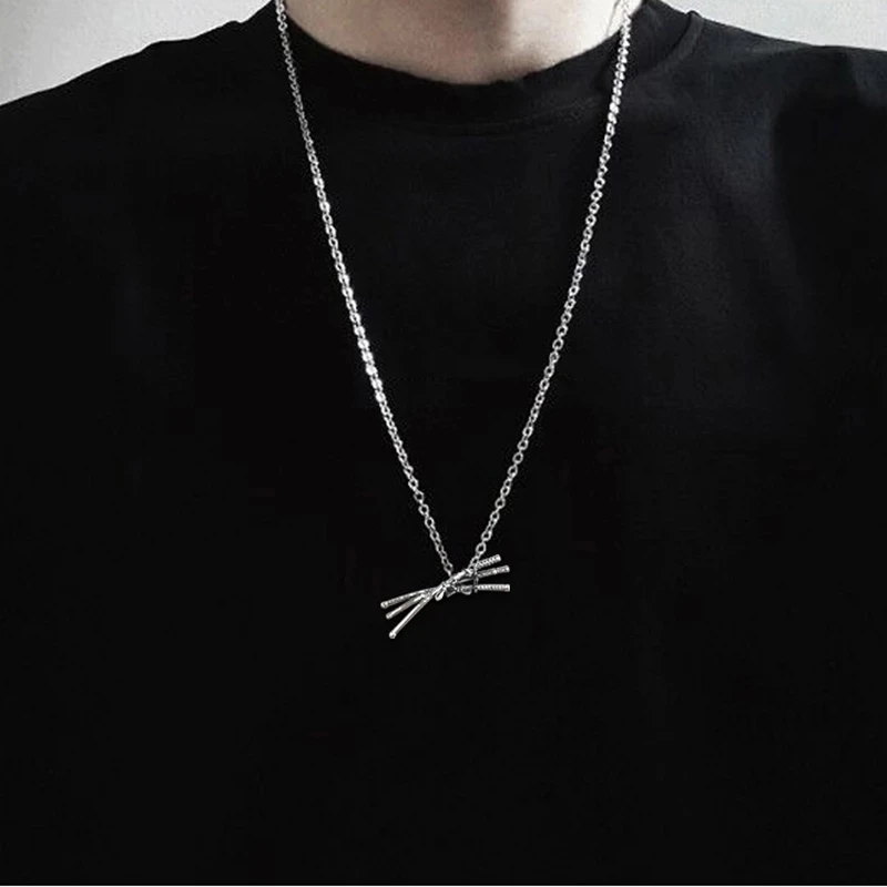 Anime Cool Zoro Necklace Roronoa Zoro Three Knife Pendant Cosplay Anime Three Swords Flowing Pendant Accessories