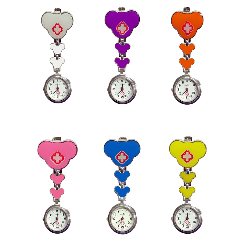 YiJia-reloj de bolsillo médico de cuarzo con dibujos animados de corazón rojo para enfermera, con Clip para colgar en la ropa, 6 colores disponibles