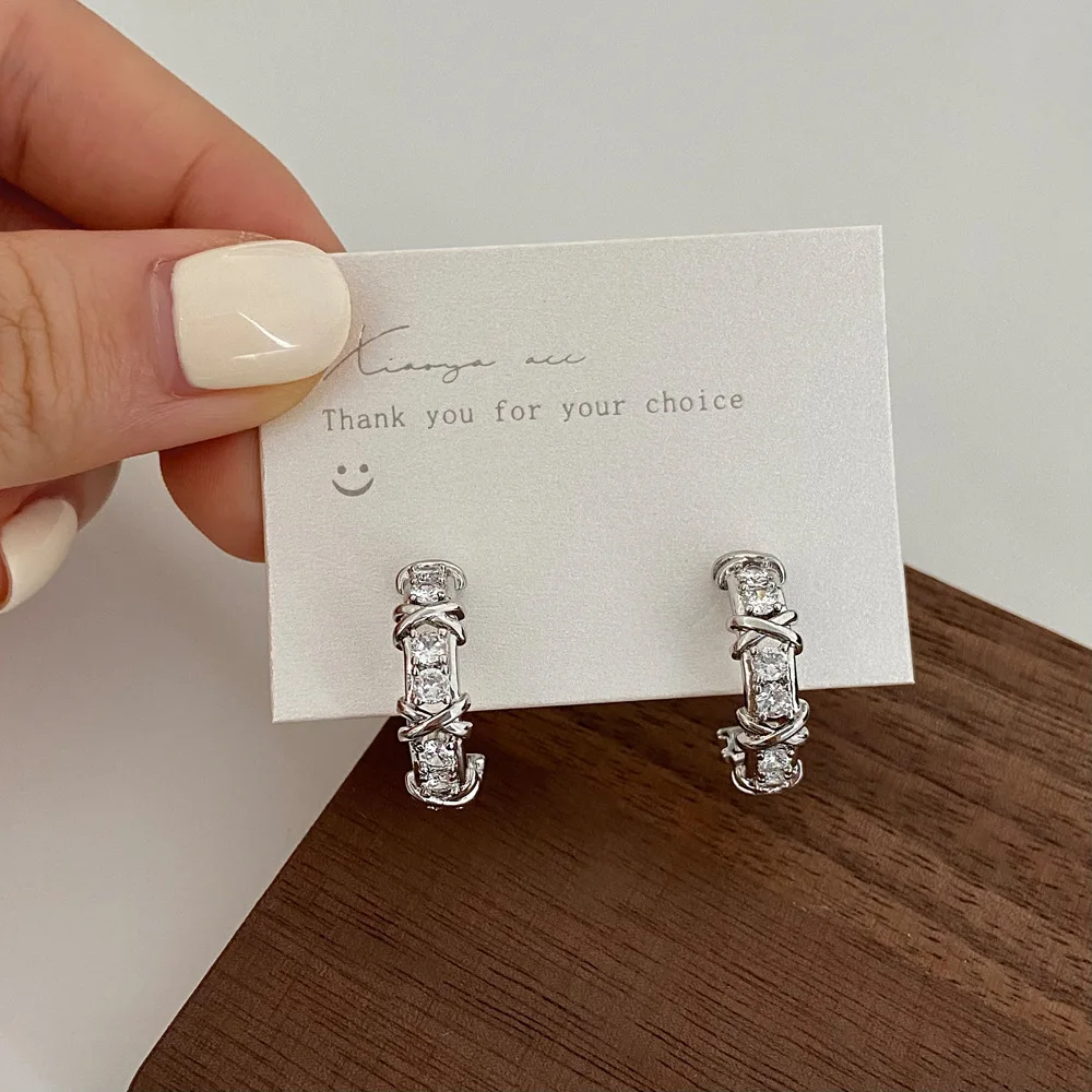 Vintage CC Design Ohrstecker für Frauen Koreanische Mode X Kreuz Zirkon Ohrring Verlobung Schmuck Geschenke Großhandel