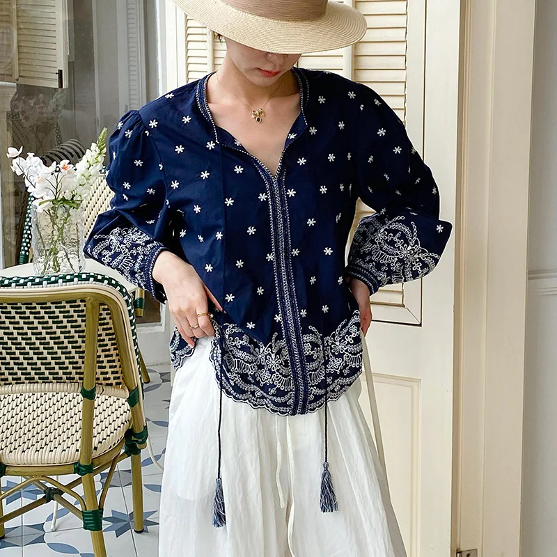 2025 الربيع والخريف قميص نسائي البوهيمي شرابة الخامس الرقبة طويلة الأكمام قميص البحرية الفرنسية الرجعية التطريز بلوزة عطلة #4
