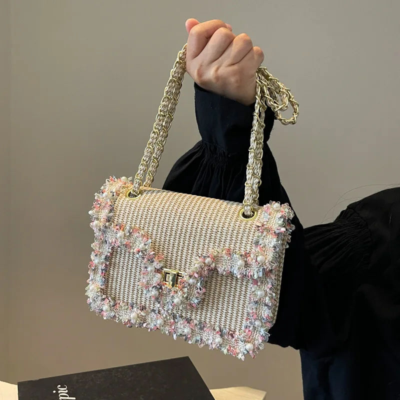 

High end sweet and stylish women's chain crossbody bag 2025 small fragrant flower pearl temperament shoulder bag