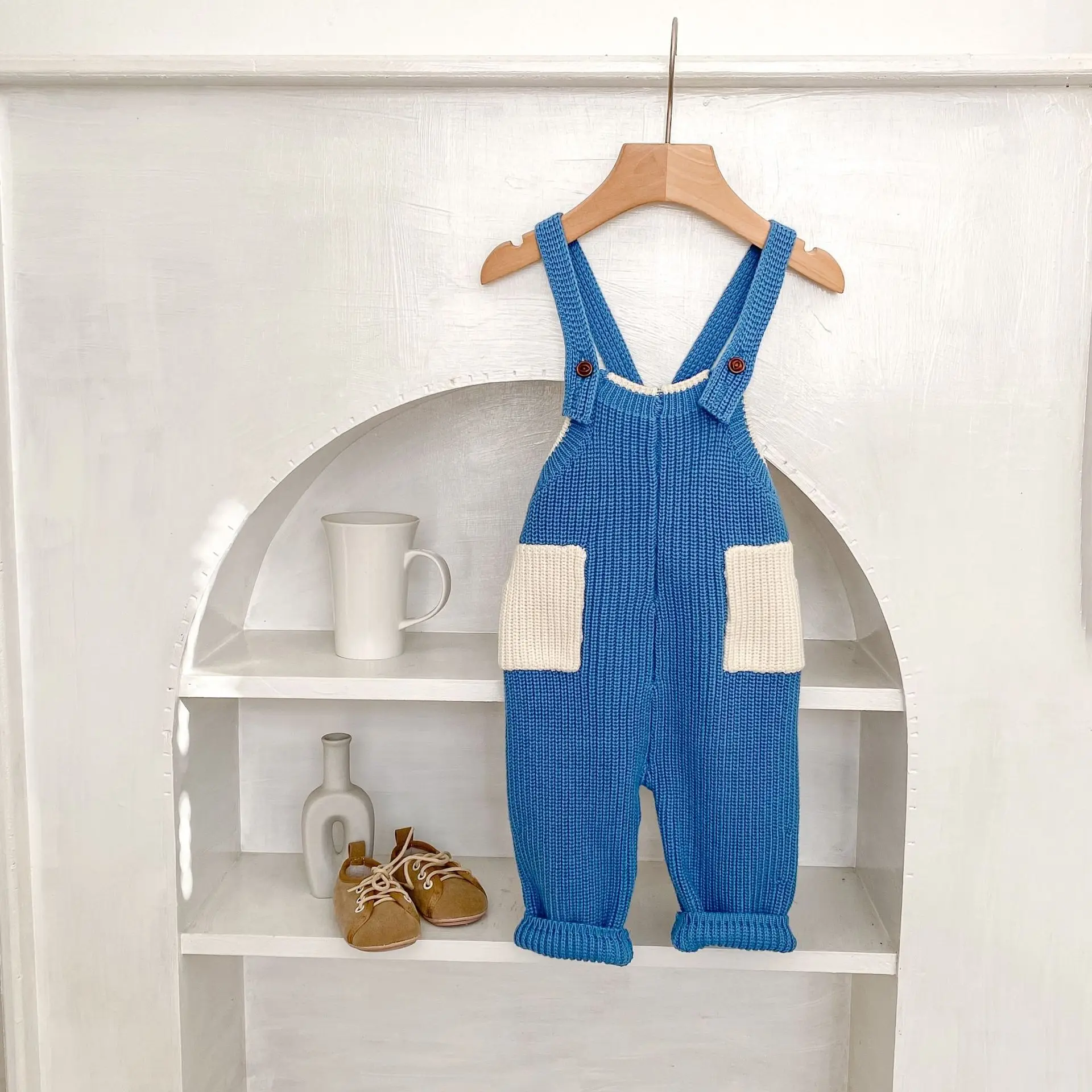 

Spring WInter Baby Boy and Girl Baby Solid Color Overalls New Knitted Jumpsuit Long Crawling Double Pocket Sweater Overalls