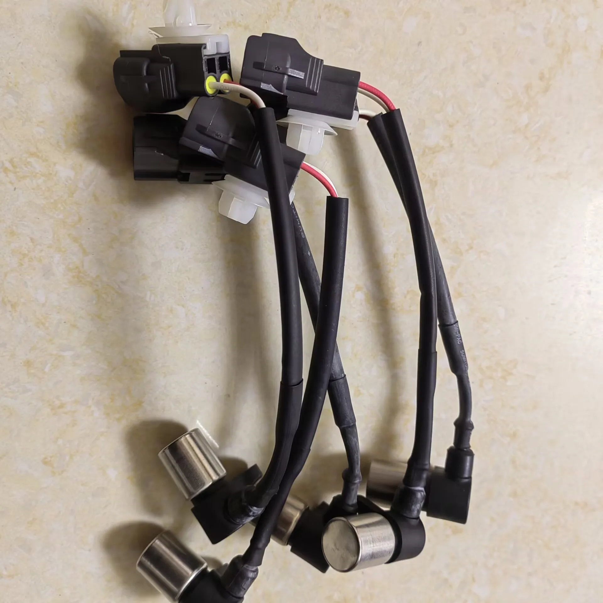 

5PCS Crankshaft Position Sensor 19311-97201 1931197201 029600-1330 0296001330 For Suzuki Mitsubishi