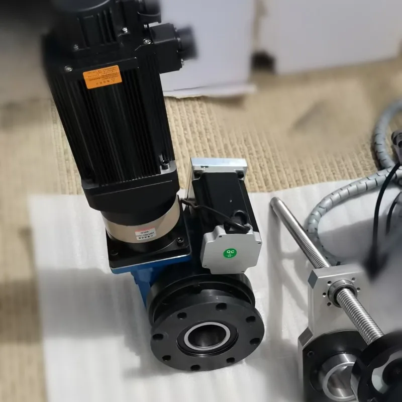 

Double Gear Reducer Large Torque Power Portable Automatic Repair Aperture