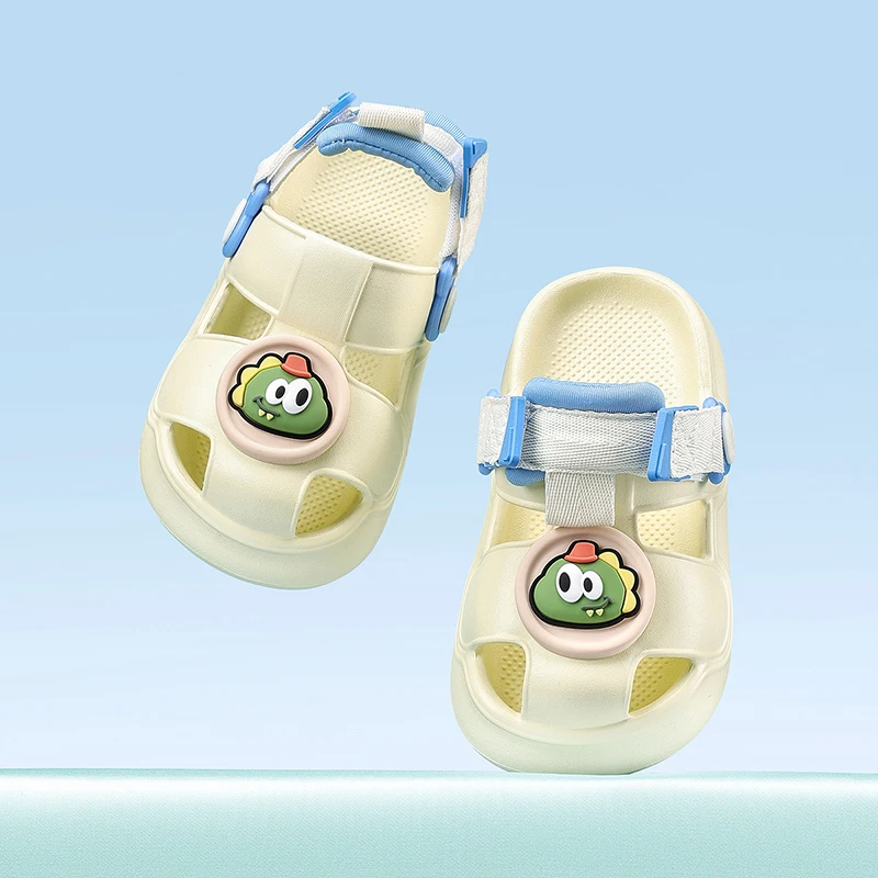 

Детские летние шлепанцы Cheerful Mario, состоящие из двух частей, для использования как в помещении, так и на улице.