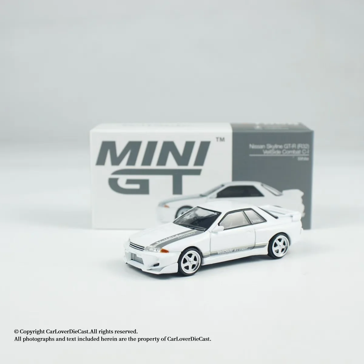 

MINIGT 1066 1:64 Nissan Skyline GTR R32 VeilSide Combat C-I White Diecast Car Model
