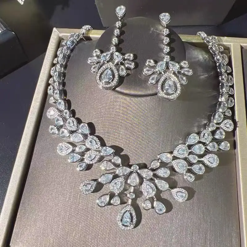 Conjunto de Collar y Pendientes CC para Mujer, Accesorio Brillante con Circonita Blanca, para Boda, Evento, Novia, Joyería de Compromiso