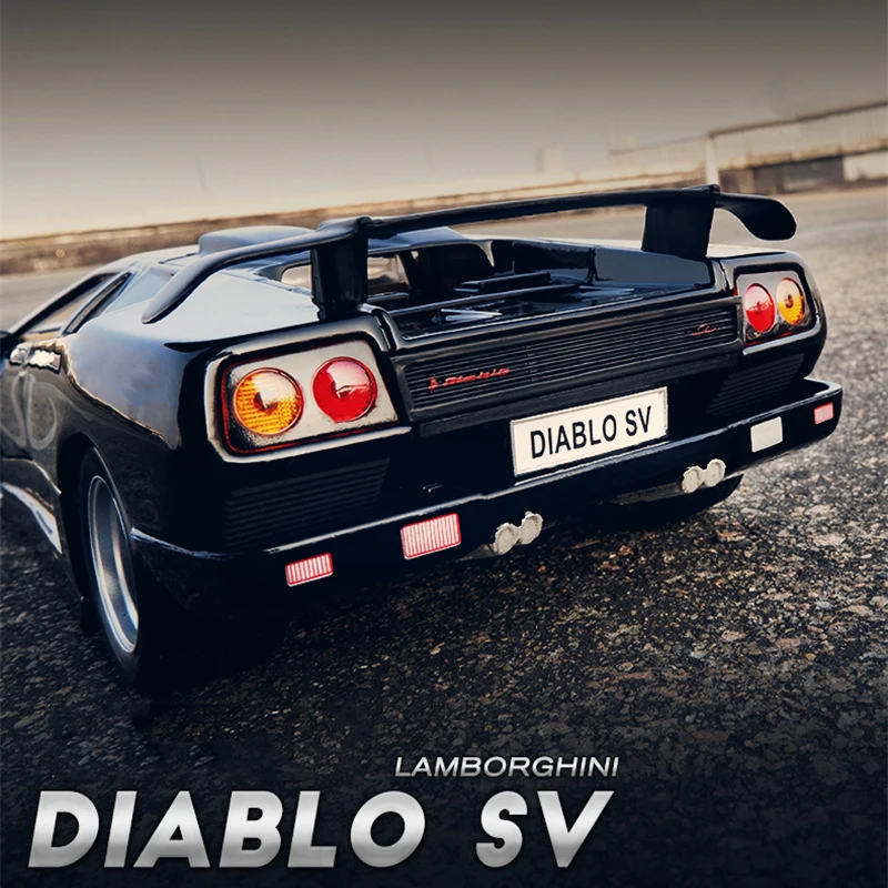 Maisto 1:18 Hot Style Lamborghini Diablo SV Alloy Car Model Simulation Decoration Collection Gift Toy Die Casting Model Boy Toy