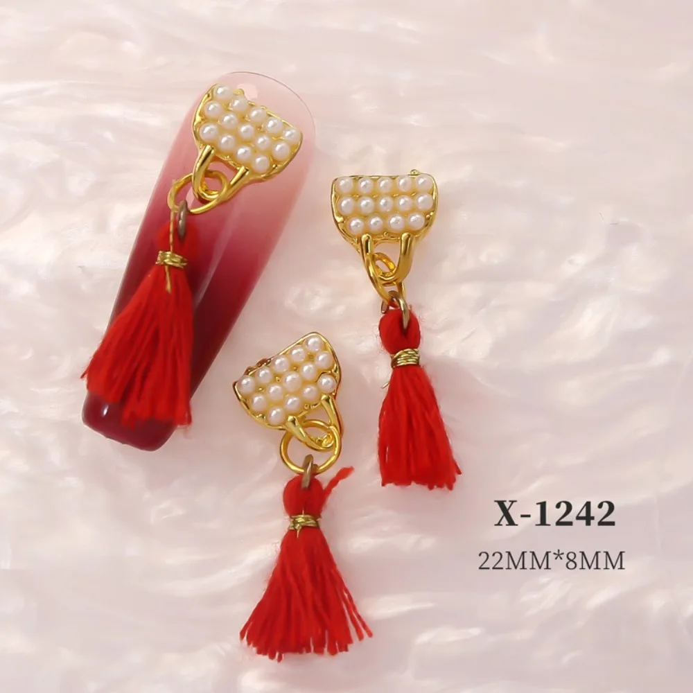 4Pcs/set Fu Character Chinese New Year Nail Decorations Tassel Nail Charms Nail Art Supplies Wedding Red Nail Accessories