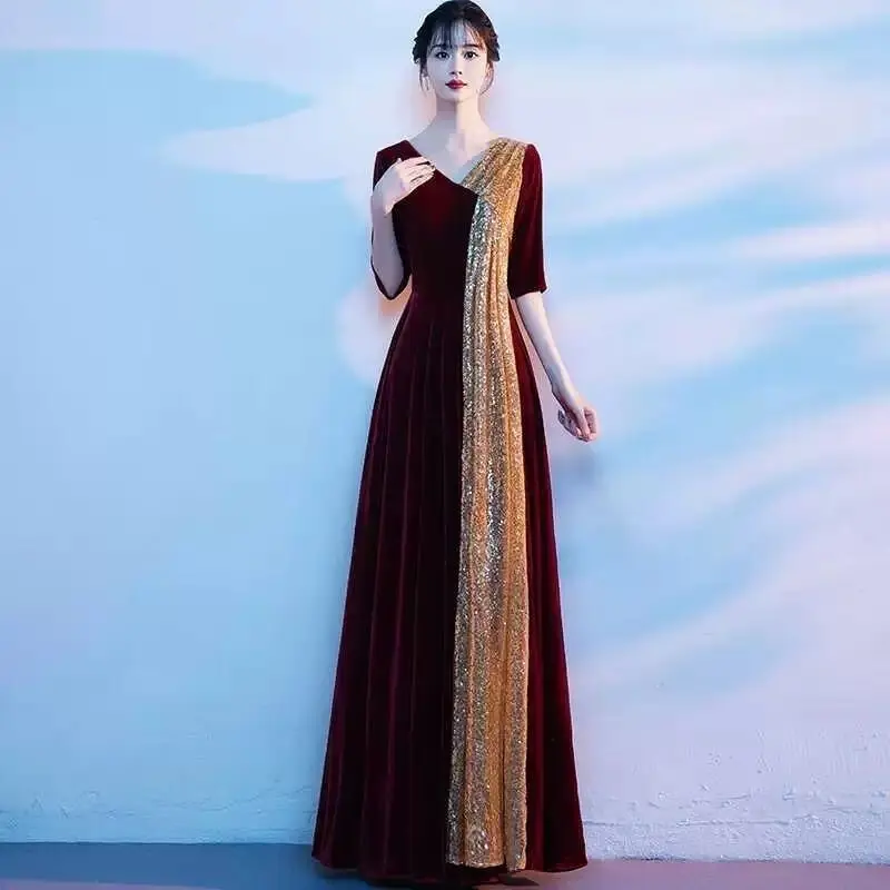 2025 New golden velvet big choir performance suit women's long dress red song recitation conductor evening dress host stage suit