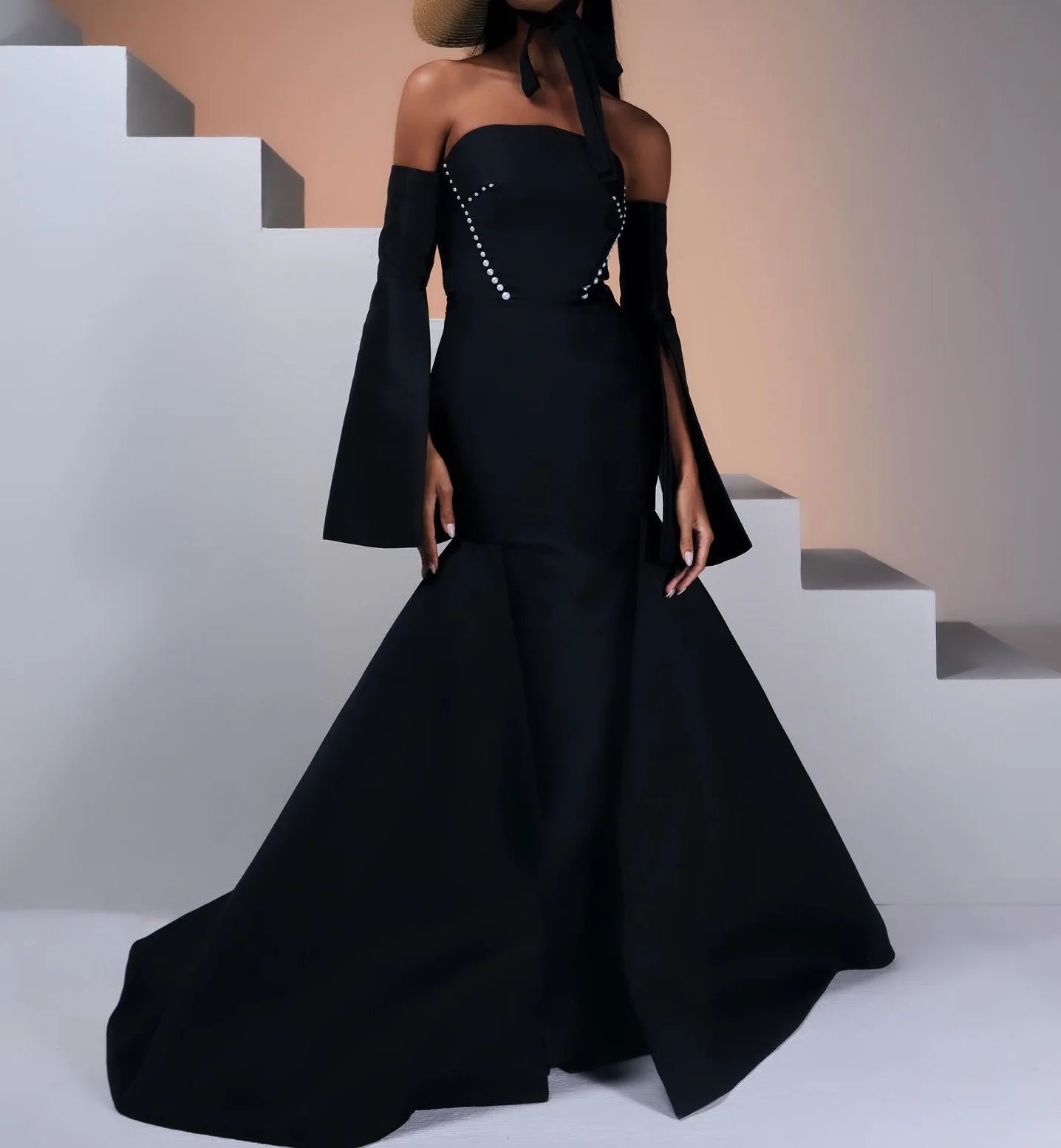 

Welove Black Strapless Charming Prom Dress with Flare Sleeves Mermaid Formal Gownvestidos de novia