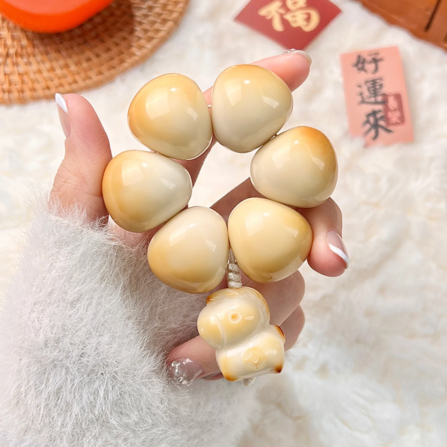 Chinese Style Feng Shui Lucky Carbon Roasted Ivory Nut Garlic Clove Beaded Bracelet Hand Spinner Cute Pendant Blessing Jewelry