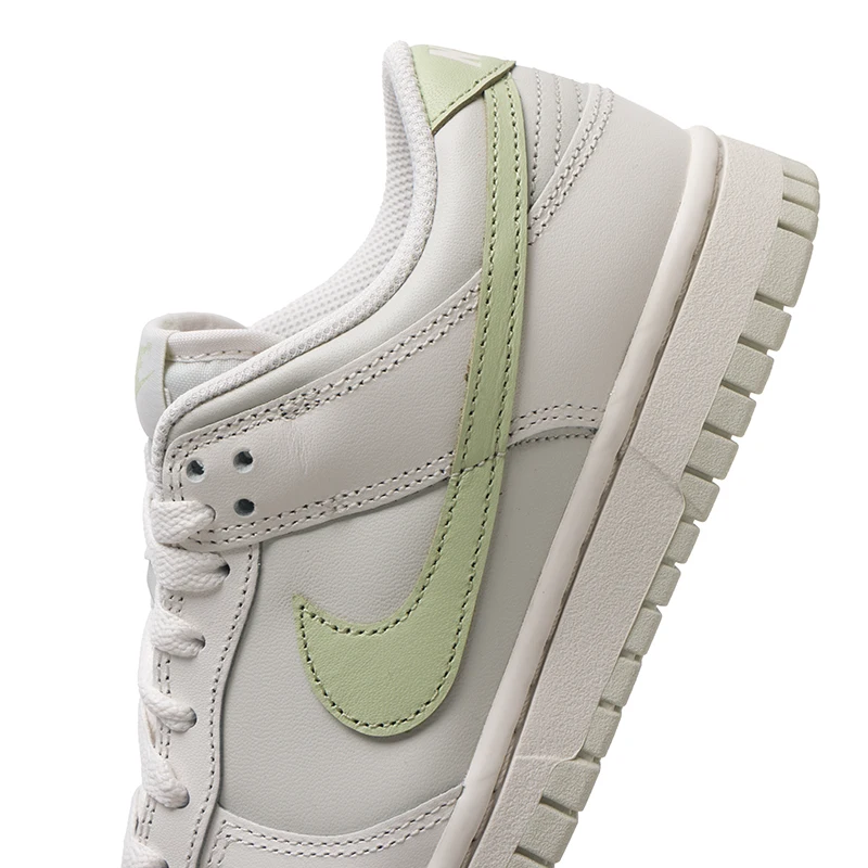 أحذية Nike Wmns Dunk Low أحذية رياضية منخفضة القمة مريحة وخفيفة الوزن للنساء في صالة الألعاب الرياضية منخفضة الكثافة للتمرين Ib3484-001