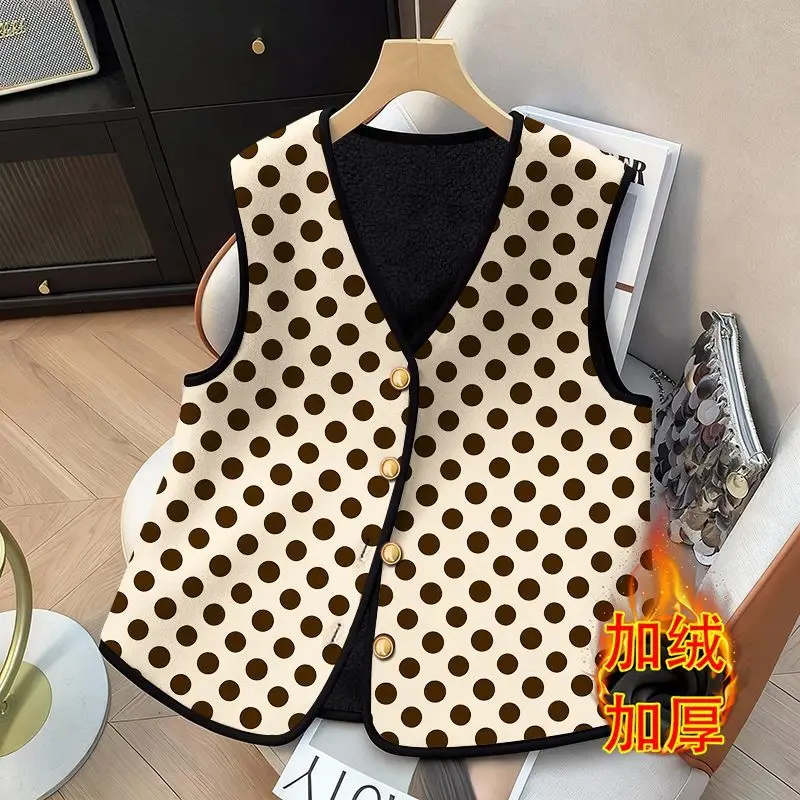 

2025 Autumn and Winter New Cold-proof Jacket Stomach Protection Waistcoat Button Printing Fashionable Versatile Cardigan Top