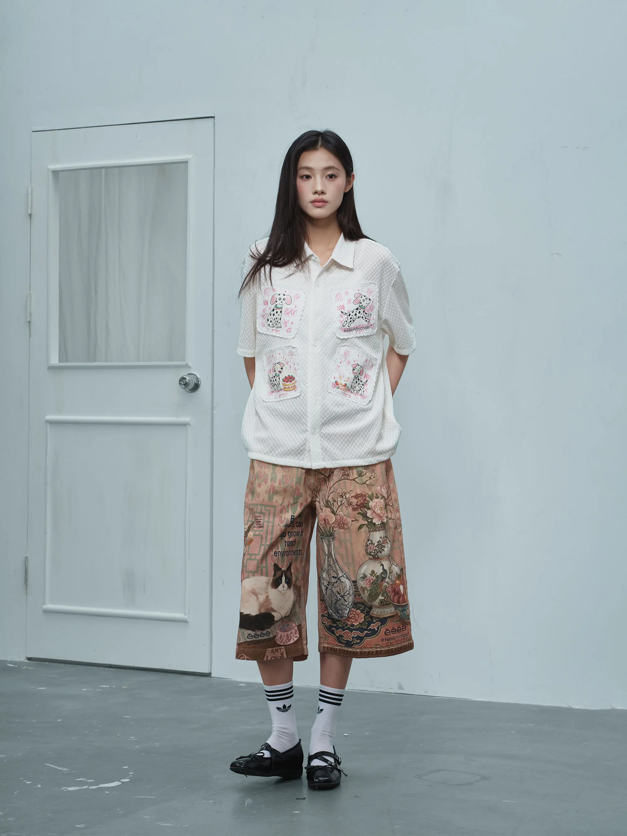 Eeee Artmonster Patchwork Lace Thin Mesh Sensation Shirt Standard Fit Short Sleeve Cute Style Animal Pattern Skin-Friendly Br...