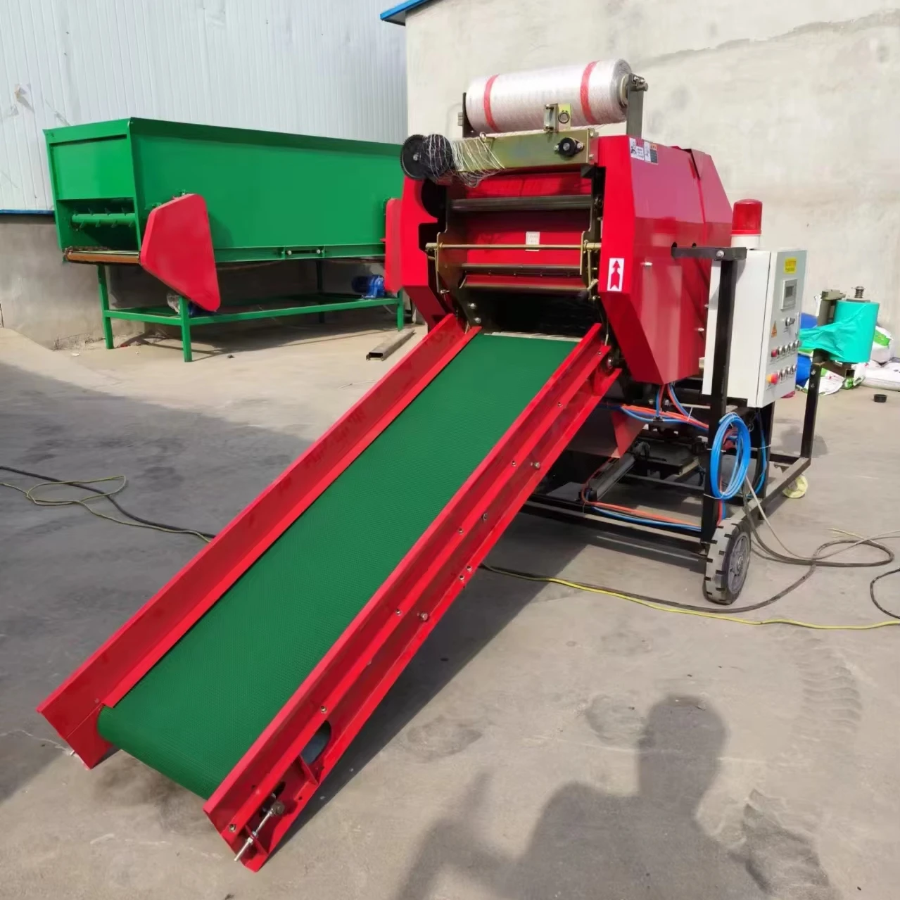 Automatic Silage Processing Machine Farm Use Cow Cattle Sheep Feed Processing Balers for Silage Packing