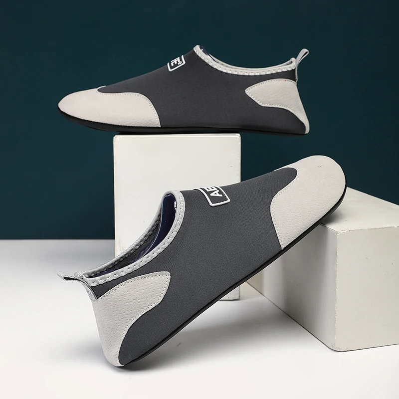 YRZL-Chaussettes de dehors Aquatique à vaccage Rapide Antidérapantes, Chaussures d'Eté pour la Plage, la Natation, le Trekking, la Pataugeoire