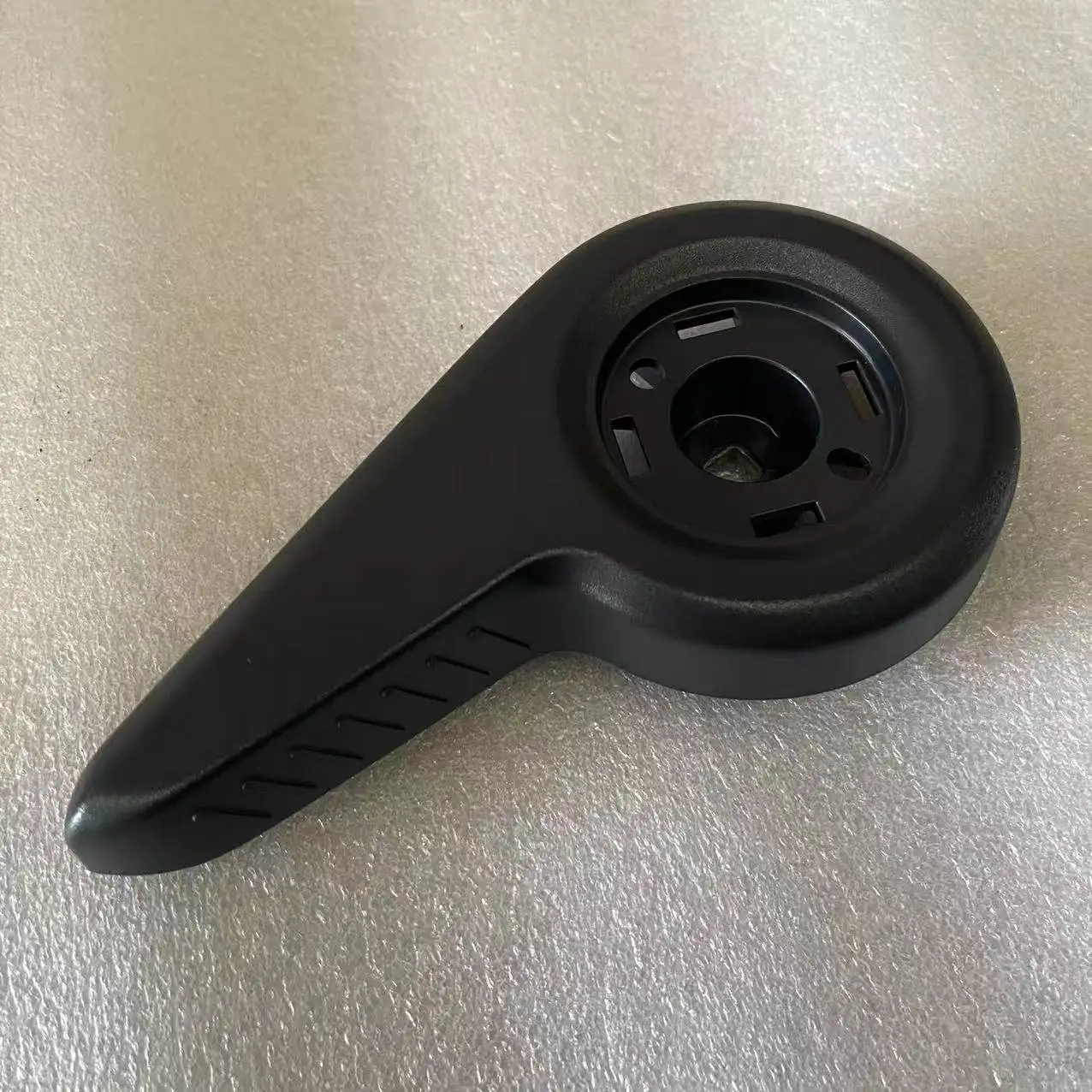 Seat adjuster handle for DONGFENG SHINE MAX