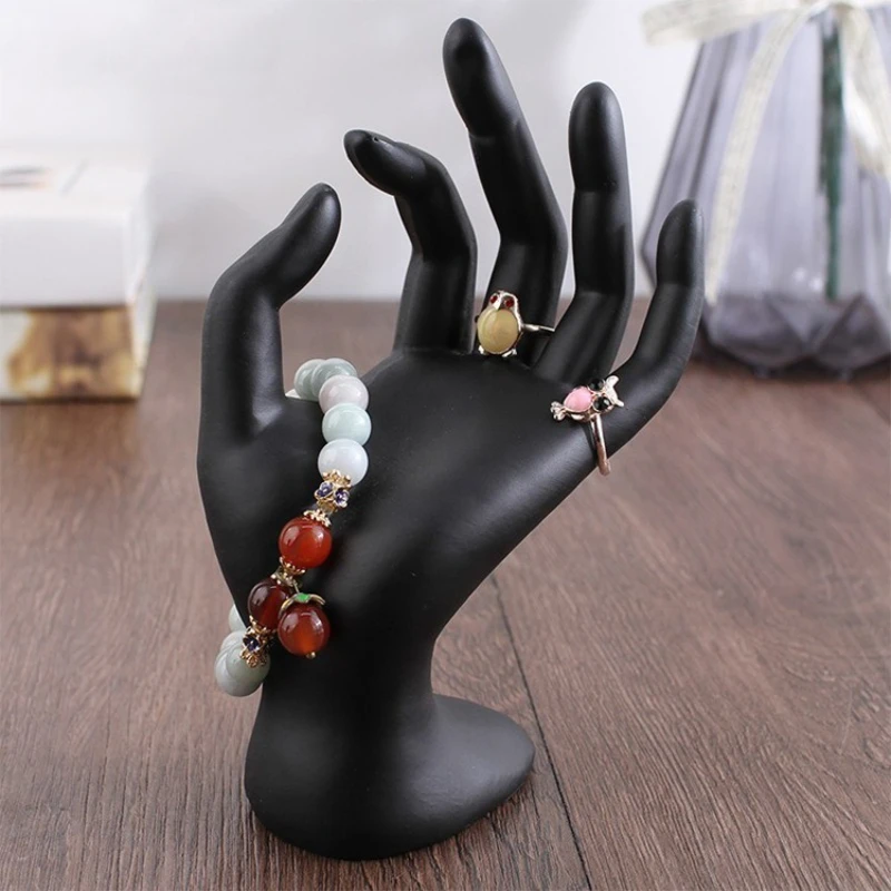 UOGE Creative Resin Model Jewelry Display Stand Ring Rack Hanging Necklace Rack Bracelet Display Jewelry Display Props