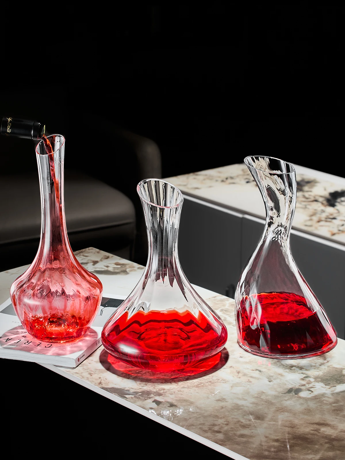 high-end-thickened-crystal-glass-wine-decanter-red-wine-aerator-home-use-premium-feeling-wine-pot-pouring-tool-small-style