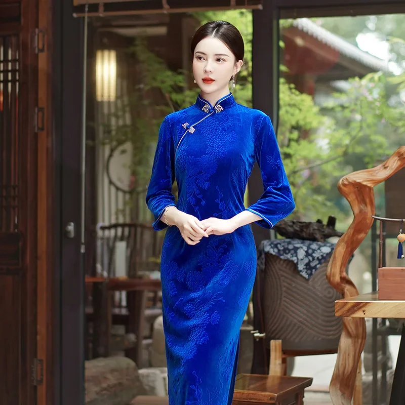 

High Quality Plus Size Winter Velvet Cheongsam 4 Colors Women Vintage Party Wedding Long Dress Long Sleeve Traditional Qipao