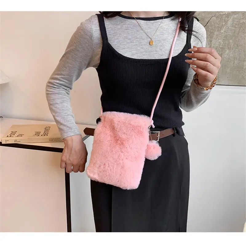 

Fashionable Plush Shoulder Bag Large Capacity Soft Crossbody Bag Solid Color Travel Bag Women's Mini Crossbody Phone Bag