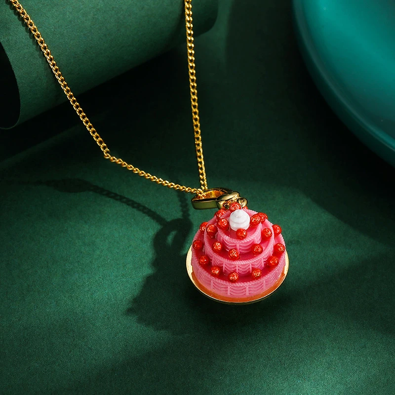 

1Pc Fashion Sweet Enamel Pink Three-Layer Strawberry Cake Pendant For Women Sweet Elegant Party Jewelry Valentine's Day Gift